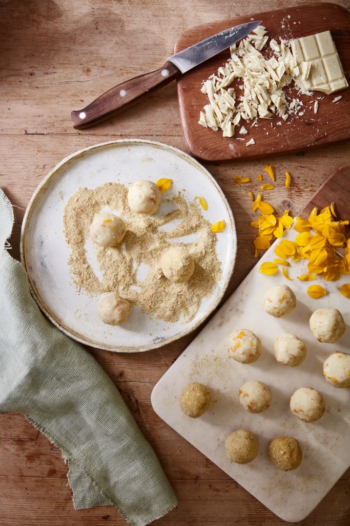 Making gorse truffles for a foraging course