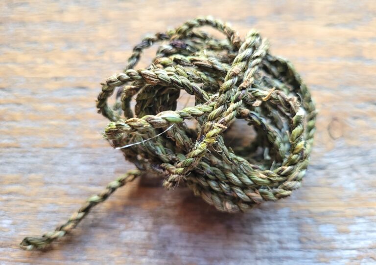 Ball of nettle string
