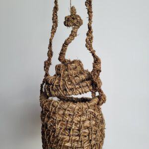 Hanging art vessel with lid